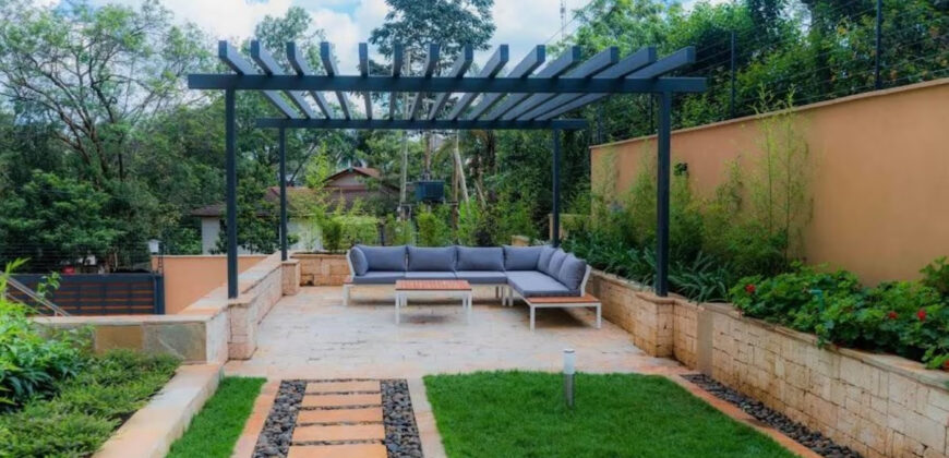 Apartment with Outdoor Pool